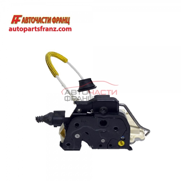 Задна лява брава Audi A4 2.0 TDI 136 конски сили 8E0839015AA 8 пина