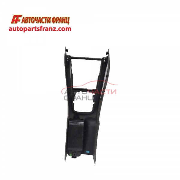 Централна конзолa барче VW Golf 5 2.0 TDI 140 конски сили