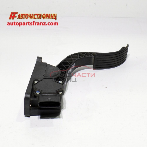 педал газ Hyundai Santa Fe 2.0 CRDI 32705-26000