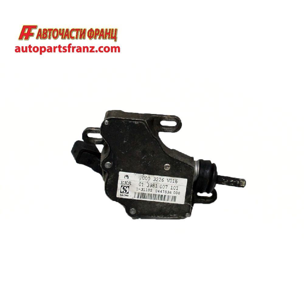 помпа съединител Smart Fortwo 0.7 бензин  013981007101