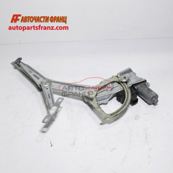 Преден десен електрически стъклоповдигач Opel Zafira B 1.6 16V 115 конски сили