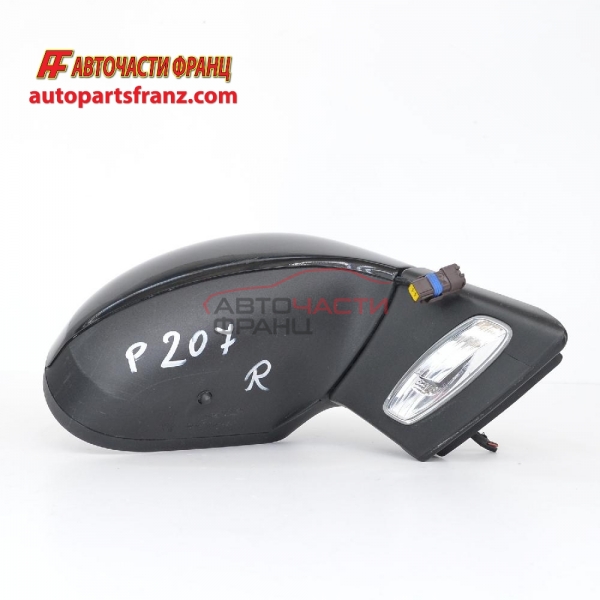 Дясно огледало Peugeot 207 1.4i 16V 90 конски сили