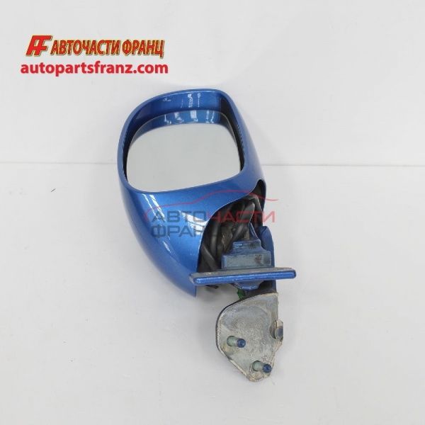 Дясно огледало VW Beetle 1.9 TDI 101 конски сили