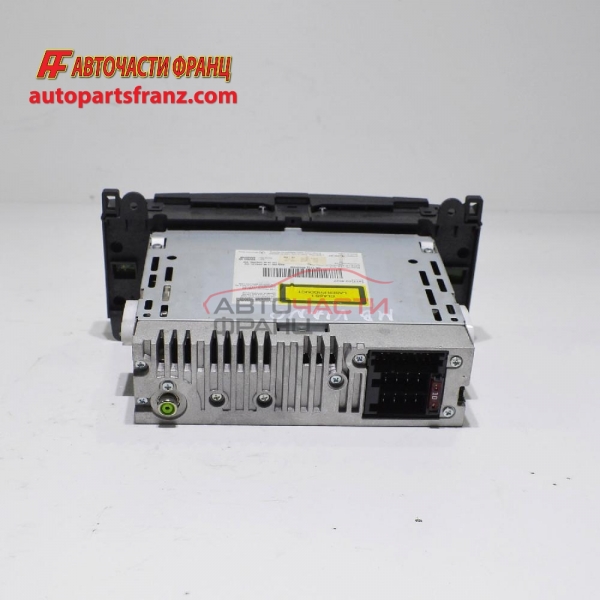 Радио CD Mercedes Viano 3.0i V6 190 конски сили