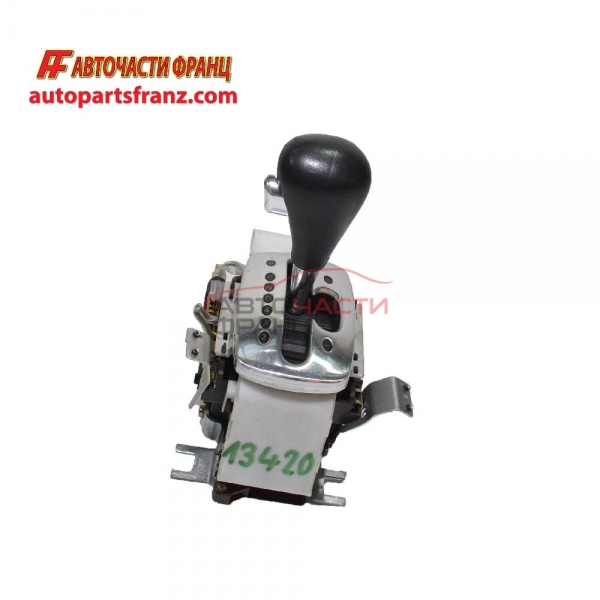 Скоростен лост автомат Audi A8 4.2 V8 238 конски сили 4D0713041